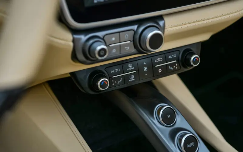 Ferrari Portofino M * MWST * MAGNERIDE * EL.SEAT * AFS * CARPLAY *  - 115328