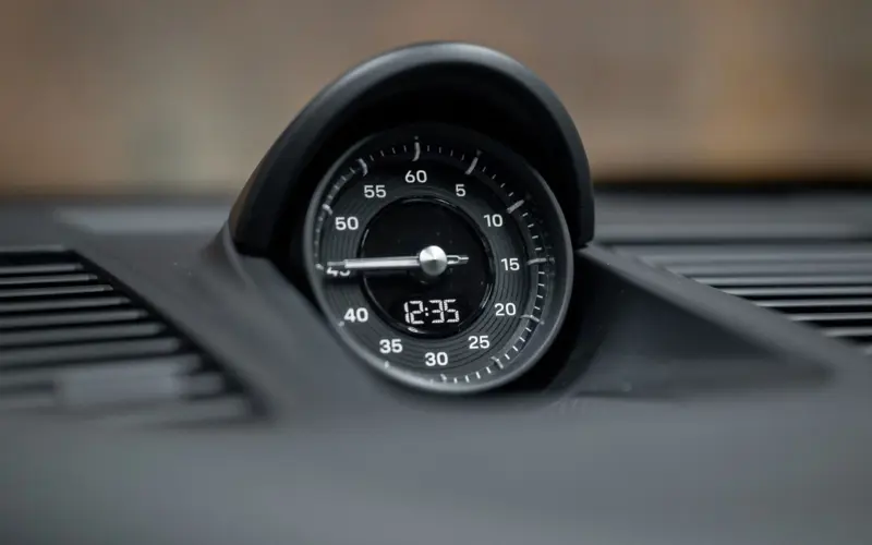 Porsche 911 Carrera 4S * 18-WEG * H.ACHSLENKUNG * SITZBELÜFT *  - 138319