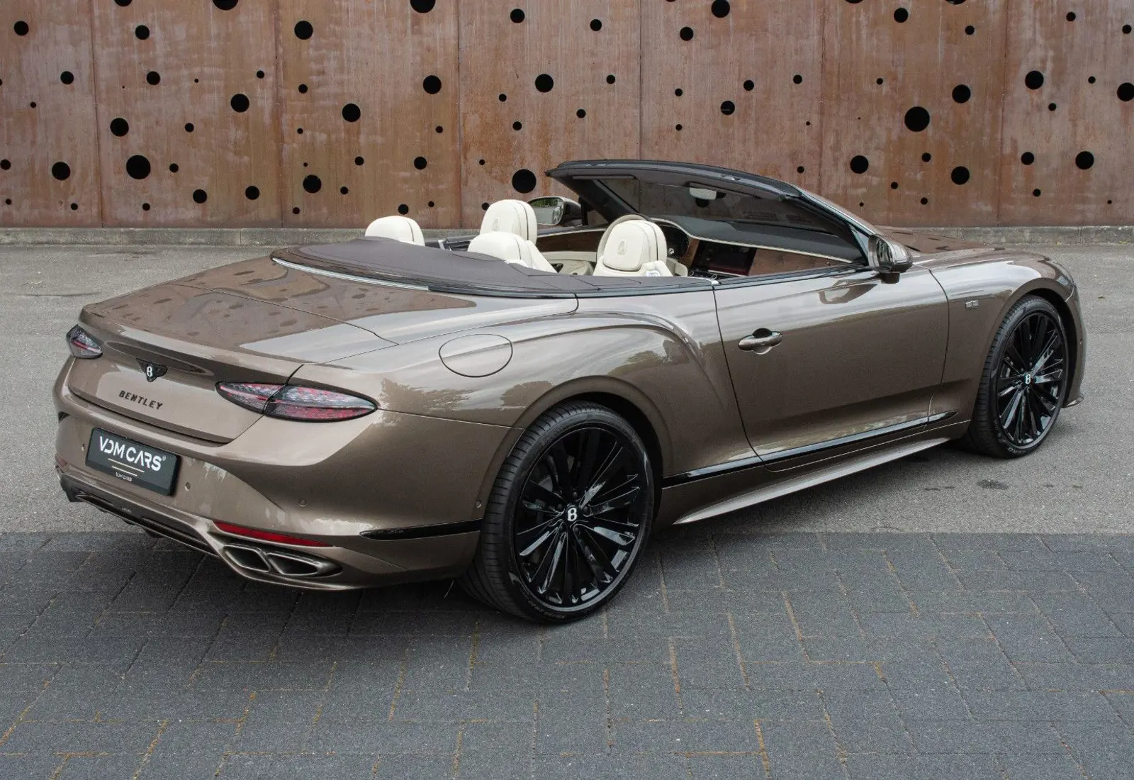 Bentley Continental GTC Speed * AKRAPOVIC * 1st EDITION * VOL - 150050
