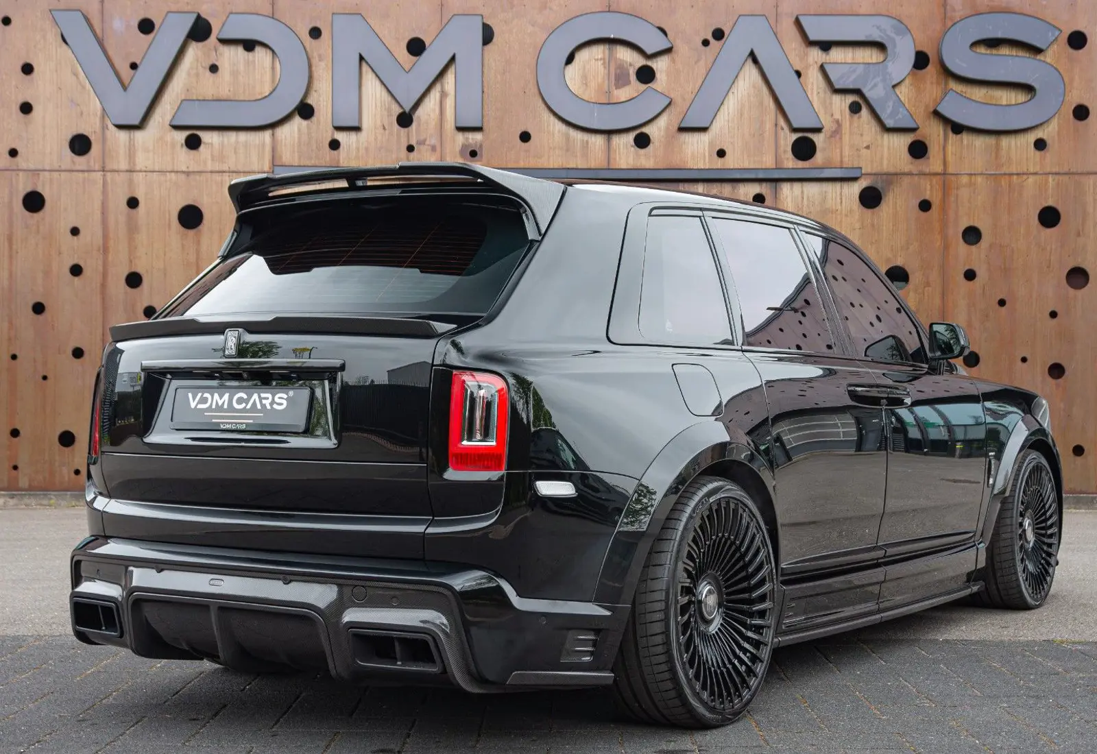 Rolls-Royce Cullinan URBAN WIDETRACK * CARBON * VOSSEN * REAR ENT. - 86308