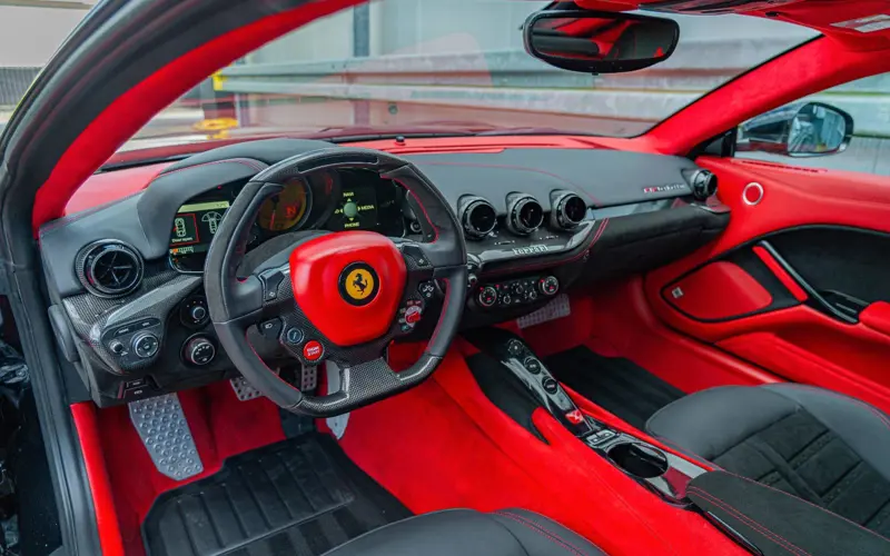 Ferrari F12 Berlinetta * ALCANTARA * CUSTOM * CARBON *  - 137168