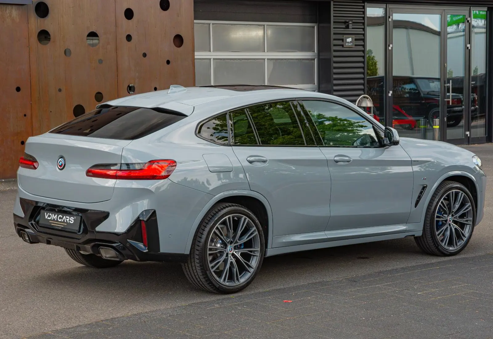 BMW X4 xDrive 20 i M Sport * PANO * HARMAN * 360 * SHADOW *  - 107486