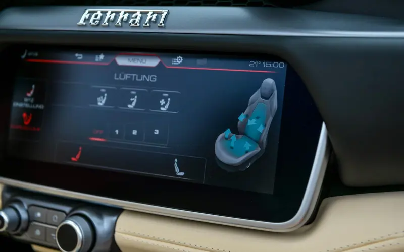 Ferrari Portofino M * MWST * MAGNERIDE * EL.SEAT * AFS * CARPLAY *  - 115331