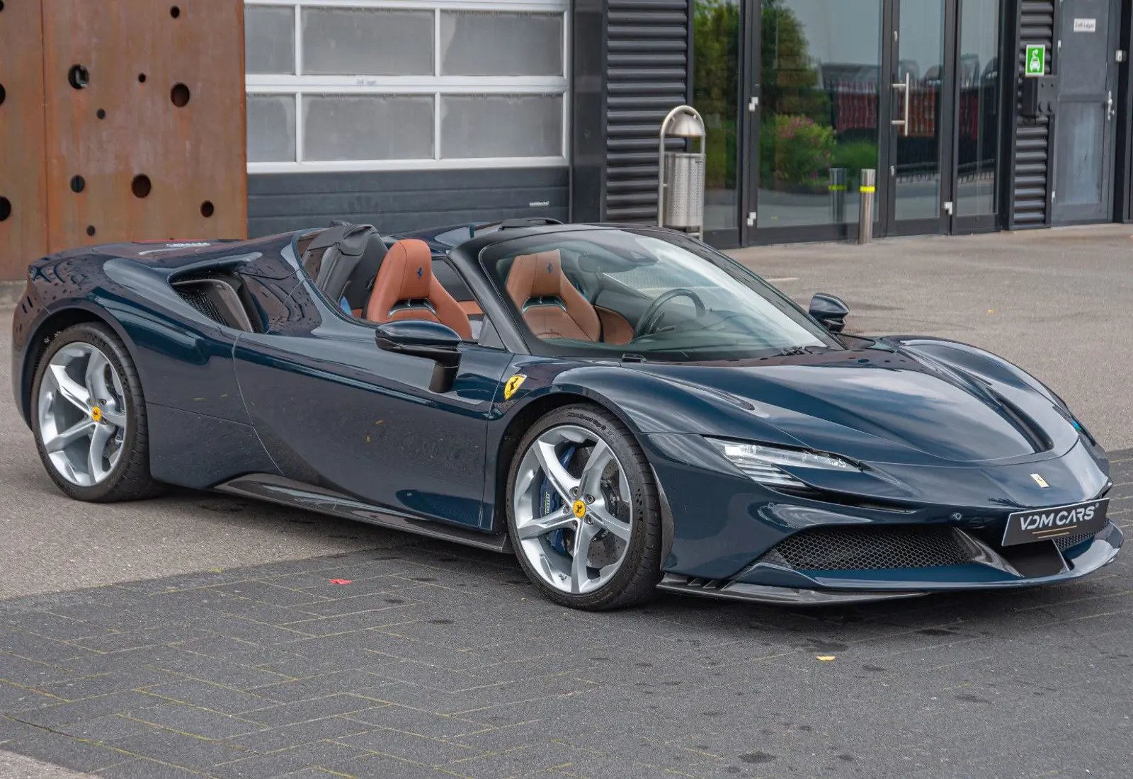 Ferrari SF90 Spider * CARBON(12x) * CARPLAY * LIFT * TWO-TONE *  - 126460