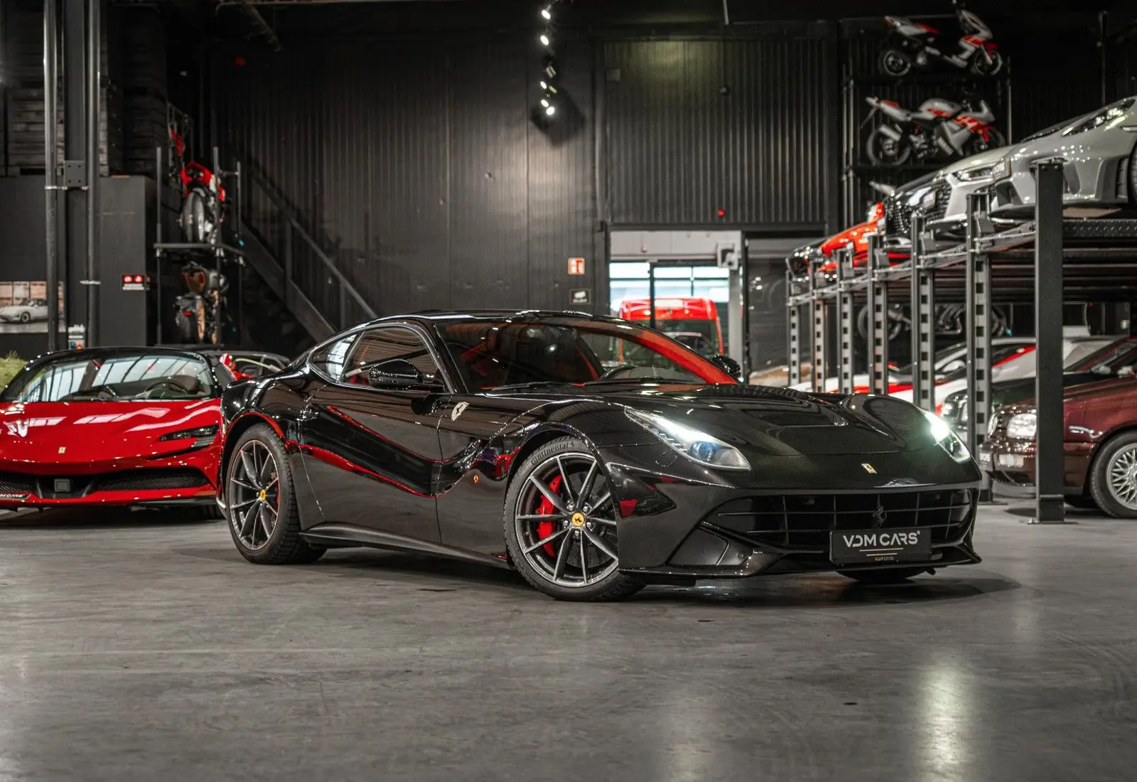 Ferrari F12 Berlinetta * ALCANTARA * CUSTOM * CARBON *  - 134881