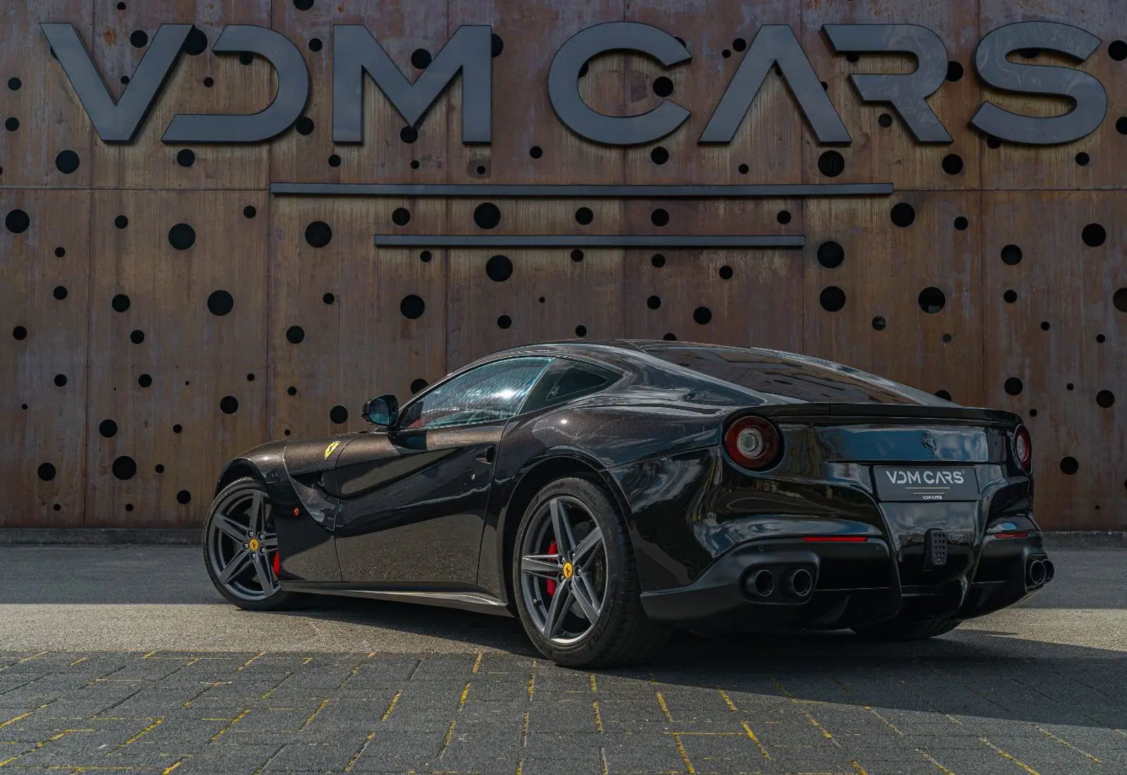 Ferrari F12 Berlinetta * ALCANTARA * CUSTOM * CARBON *  - 137154