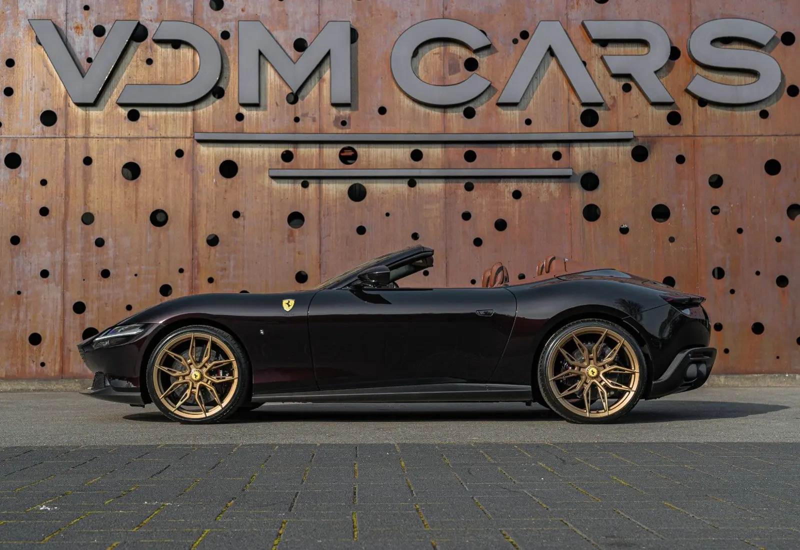 Ferrari Roma Spider * SPECIAL COLOR * ADAS * VENT * 360 * VOLL *  - 136022