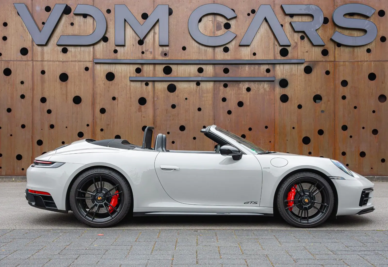 Porsche 992 Carrera 4 GTS Cabrio * 18 WEG * BOSE * SPORT * PASM *  - 86374