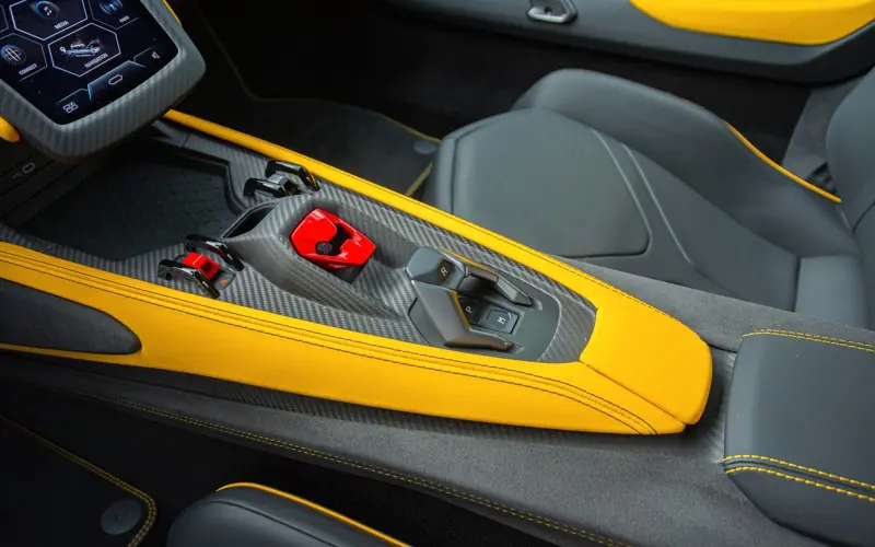 Lamborghini Revuelto 6.5 V12 * NEW CAR * AVAILABLE * BI COLOR - 126186