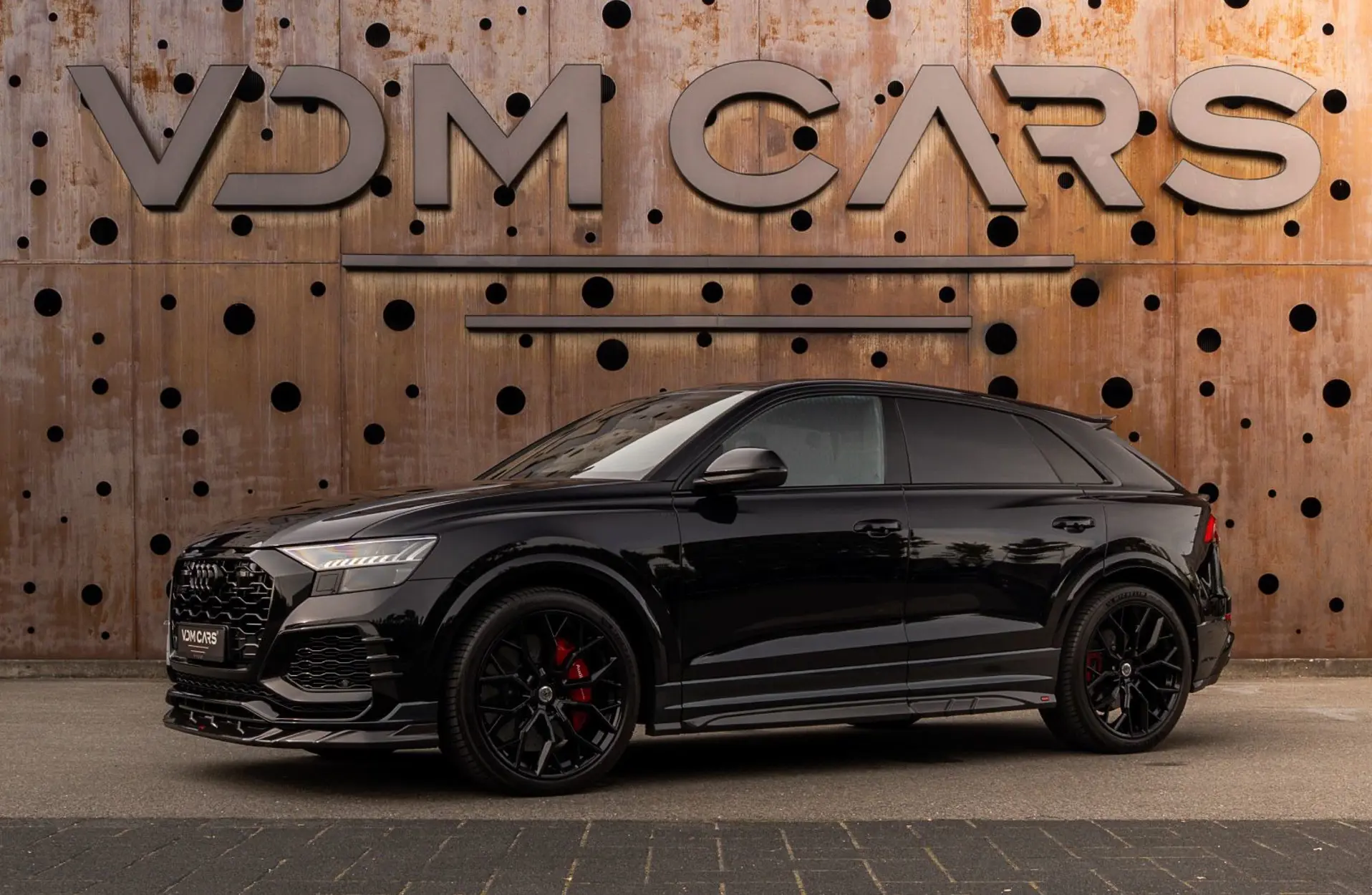 Audi - RSQ8 - 173378