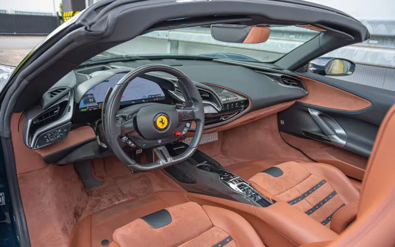 Ferrari SF90 Spider * CARBON(12x) * CARPLAY * LIFT * TWO-TONE *  - 126471