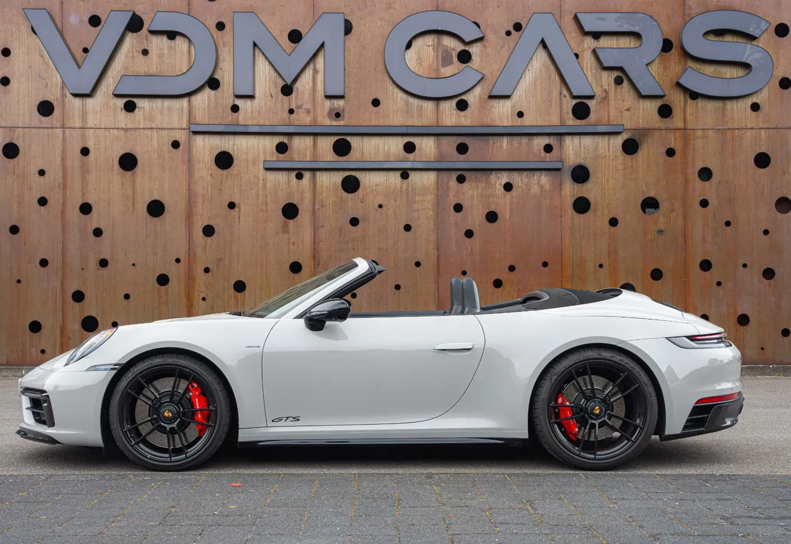 Porsche 992 Carrera 4 GTS Cabrio * 18 WEG * BOSE * SPORT * PASM *  - 86375