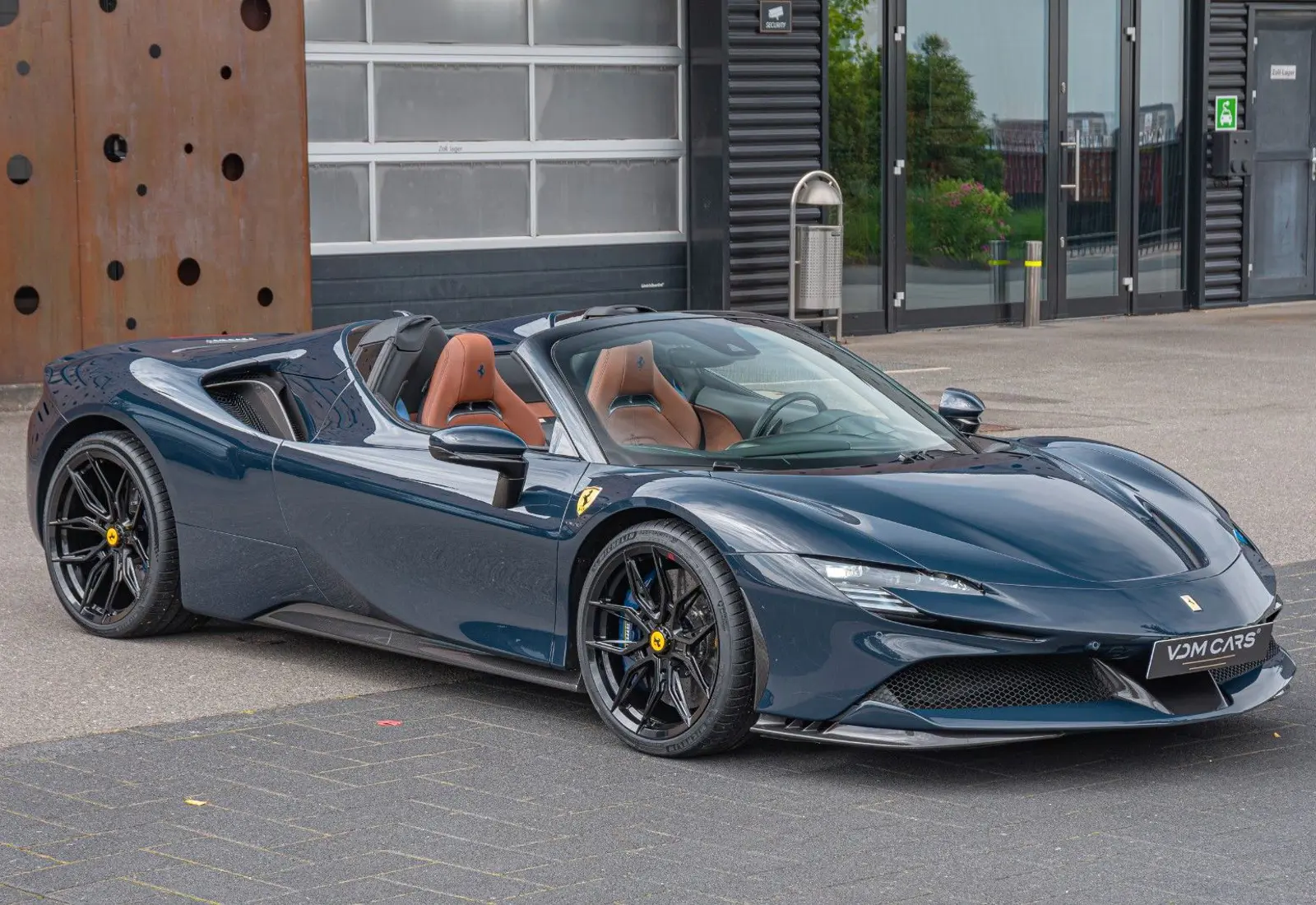 Ferrari SF90 Spider * CARBON(12x) * CARPLAY * LIFT * TWO-TONE *  - 110855