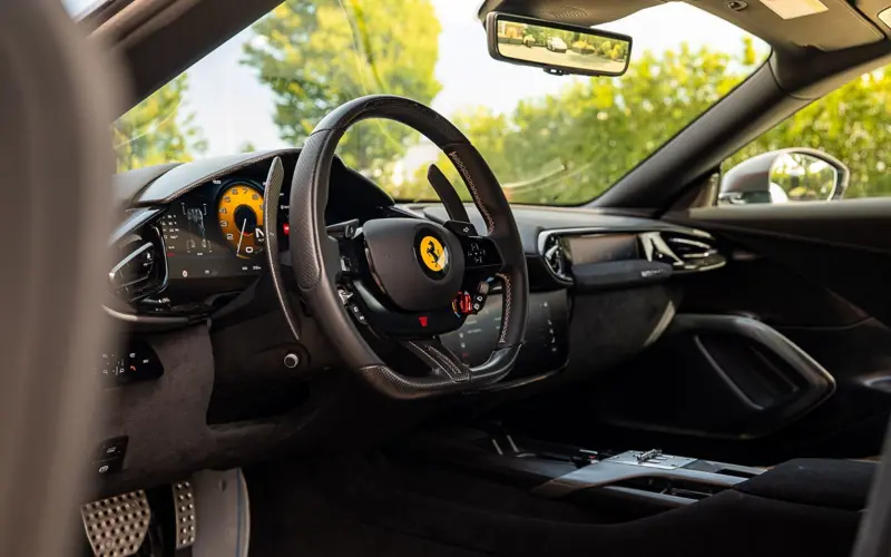 Ferrari 12Cilindri * MATT Carbon * VOLL * LP 565.205,- * Neu - 169222