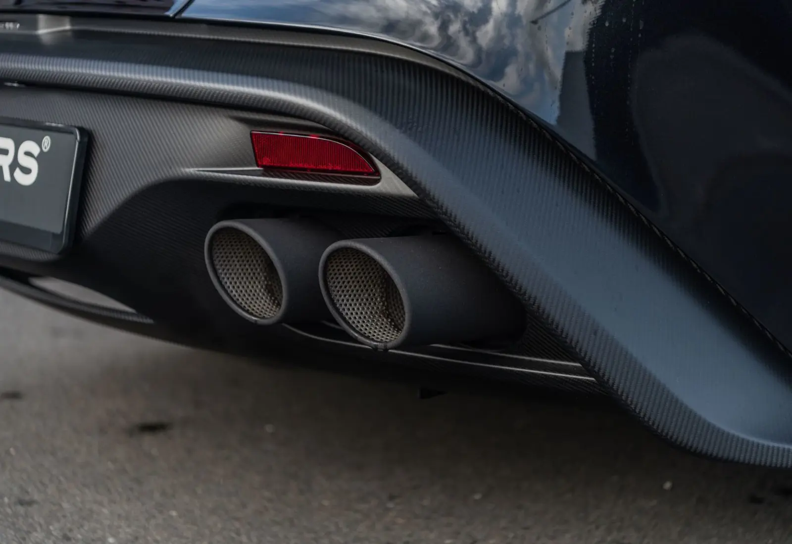 Aston Martin Vanquish Zagato Shooting Brake NEW SERVICE ! NEW - 124977