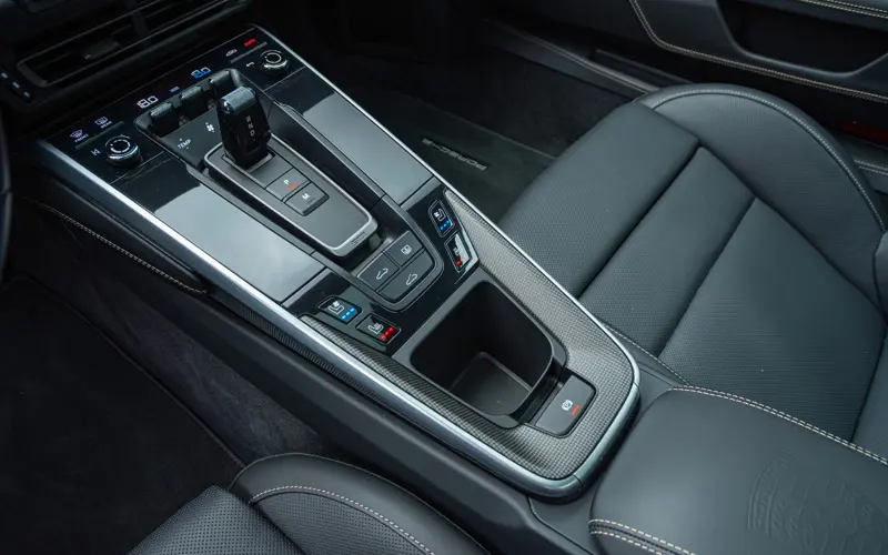 Porsche 992 Turbo S * AERO * PASM * PCCB * CARBON *  - 109991