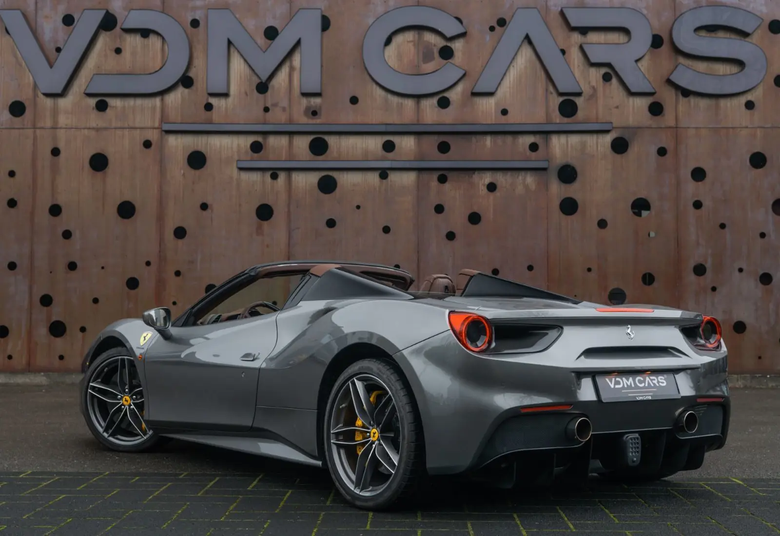 Ferrari 488 Spider HELE * SERVICE NEW * WARRANTY * ELEC.SEAT *  - 123119