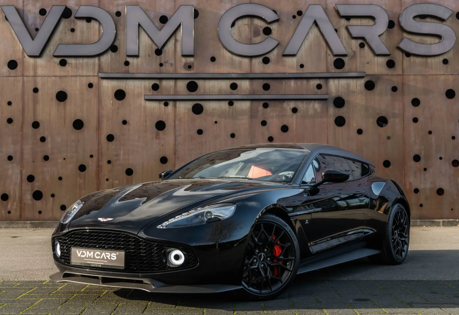 Aston Martin Vanquish Zagato Shooting Brake NEW SERVICE ! NEW - 124964
