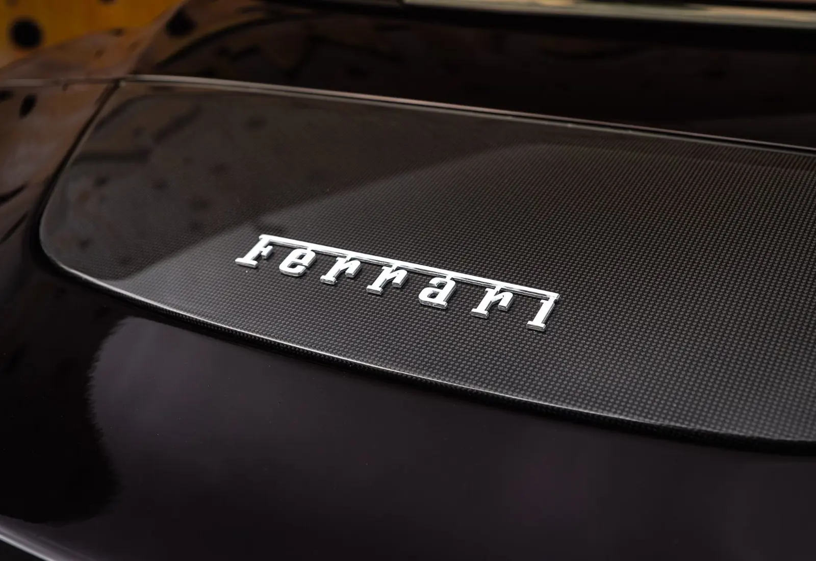 Ferrari Roma Spider * SPECIAL COLOR * VENT * VOLL * LP €345.000 - 171132