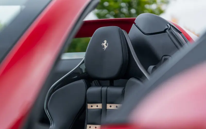 Ferrari 296 GTS * 1.HAND * ACC * CARPLAY * AFS * CONNECT * DAYTONA *  - 152327