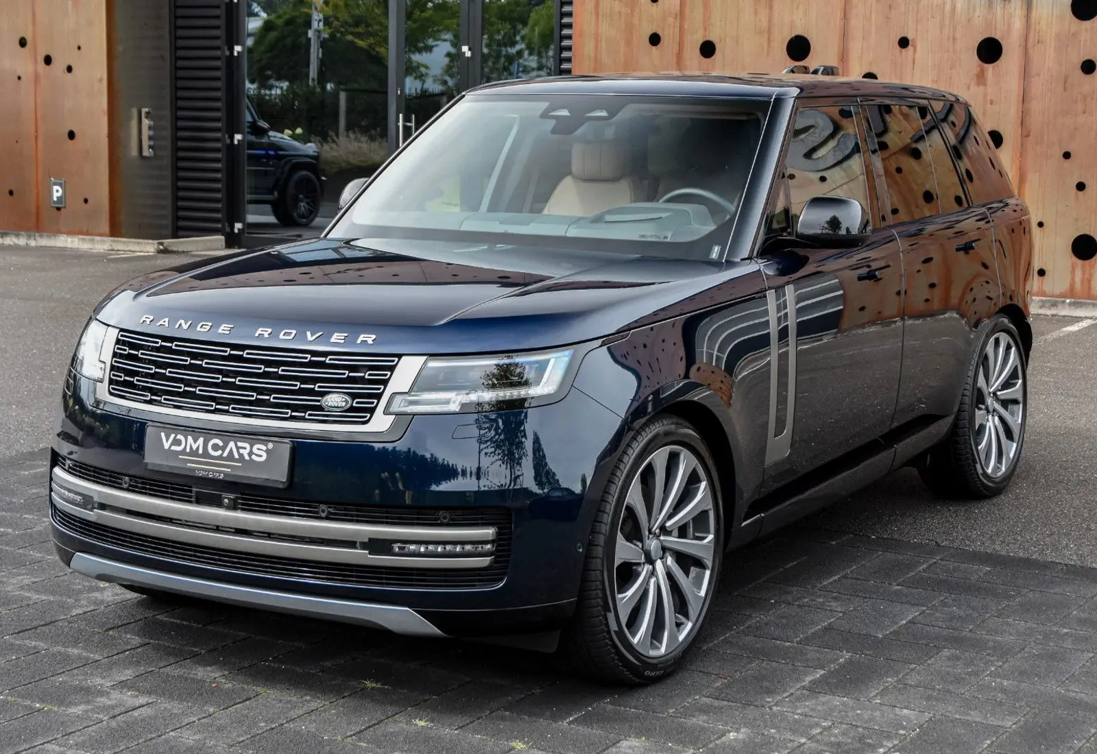 Land Rover Range Rover D300 HSE * BESPOKE * CARPLAY * PANO * 360 *  - 144806