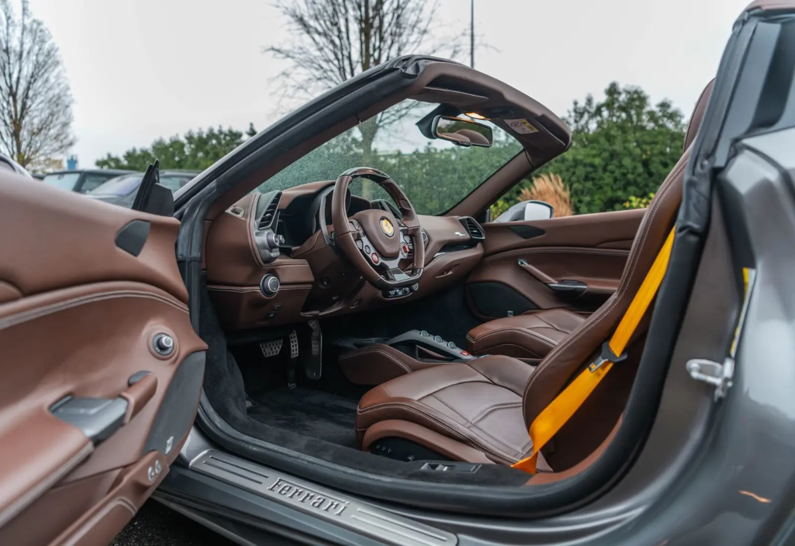 Ferrari 488 Spider HELE * SERVICE NEW * WARRANTY * ELEC.SEAT *  - 123128