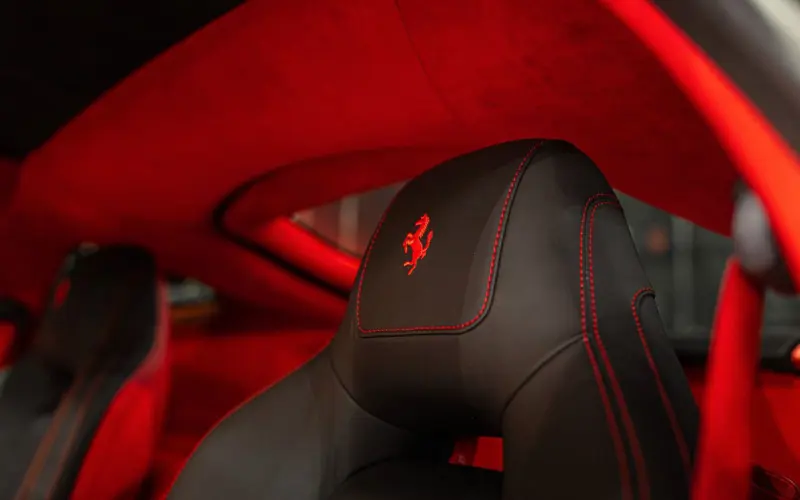 Ferrari F12 Berlinetta * ALCANTARA * CUSTOM * CARBON *  - 134907