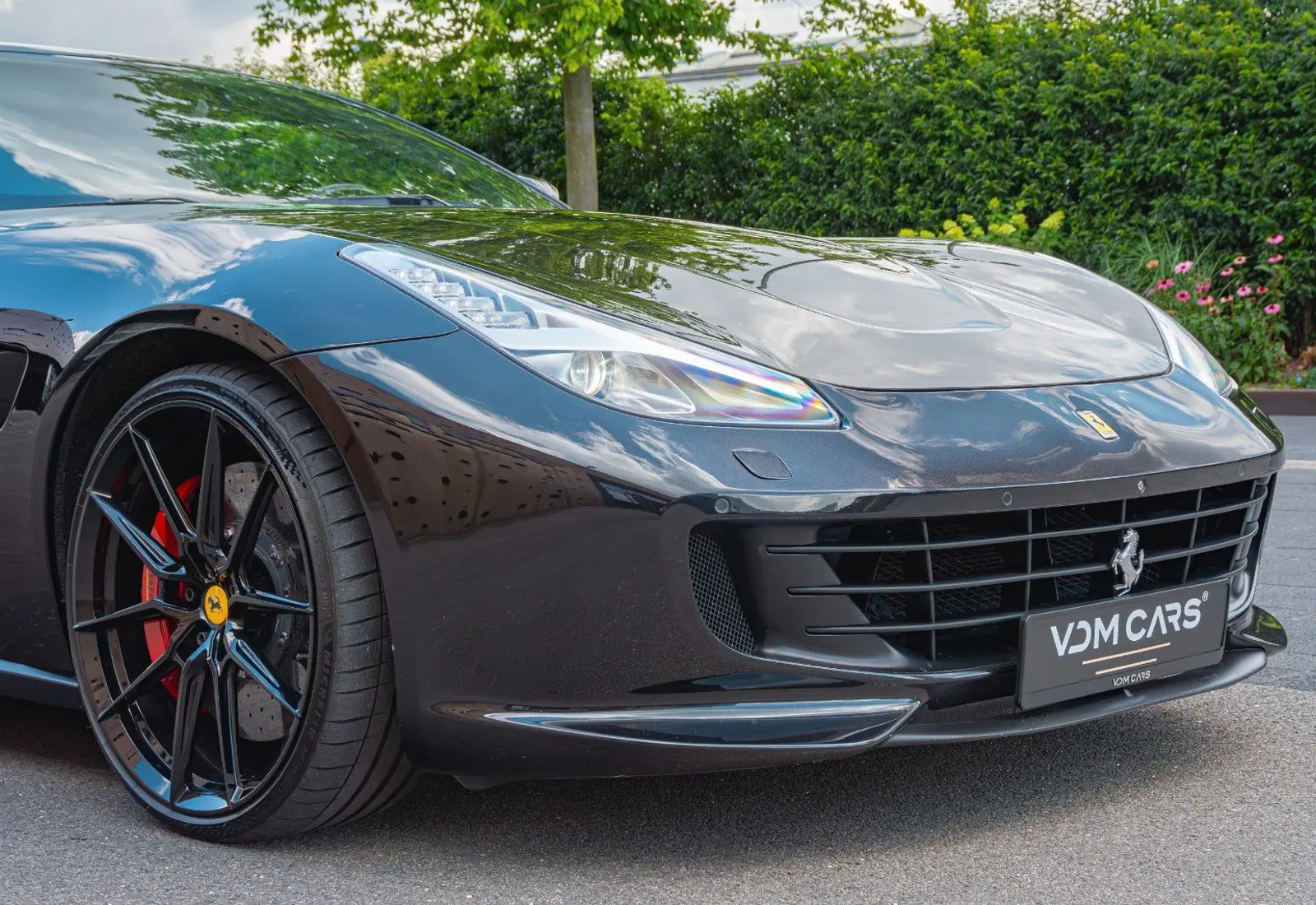 Ferrari GTC4Lusso V12 * NOVITEC * CARPLAY * P.DISPLAY * PANO * VO - 96758
