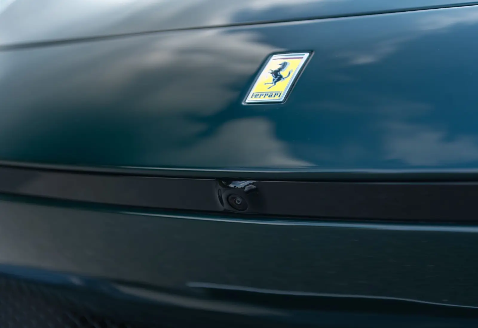 Ferrari Purosangue V12 * CARBON (9x) * MASSAGE * PANO * STOCK *  - 117897