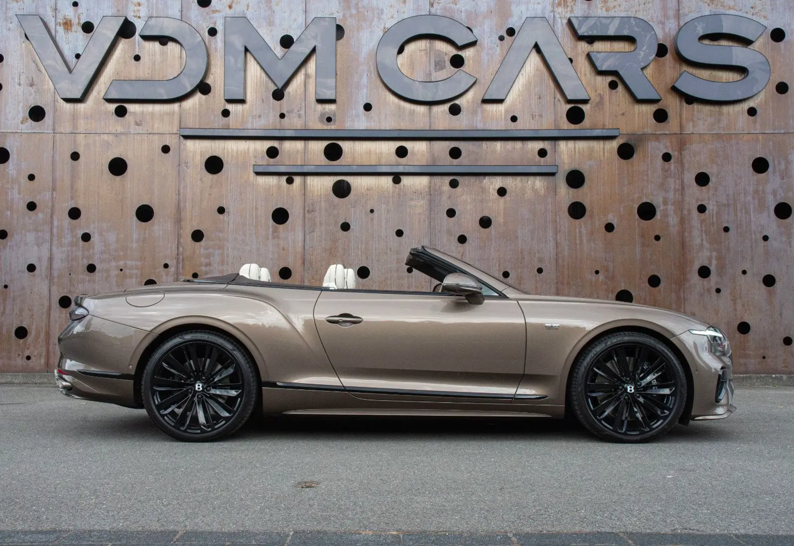 Bentley Continental GTC Speed * AKRAPOVIC * 1st EDITION * VOL - 150045