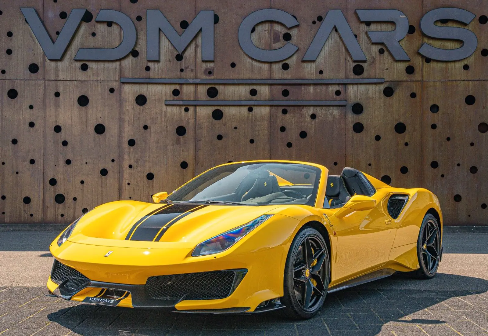 Ferrari 488 Pista Spider * ONLY 365 KM * CARBON (14x) * LIFT *  - 108411
