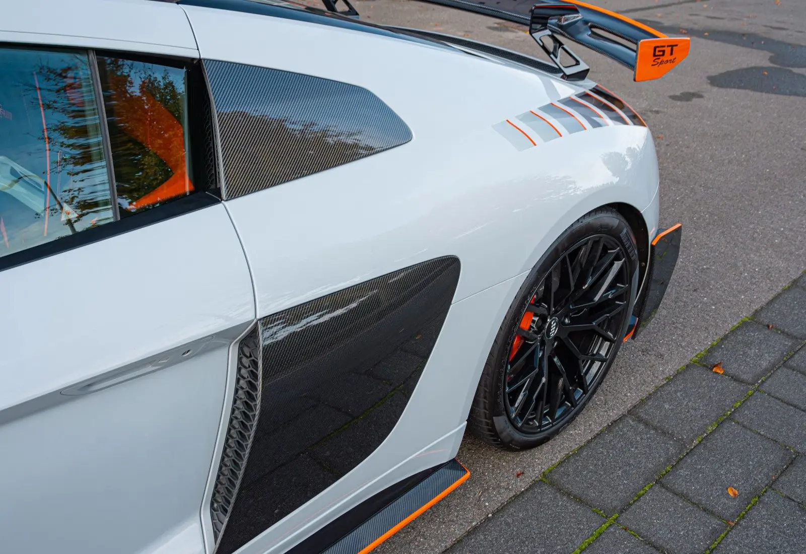 Audi R8 Coupe 5.2 FSI quattro plus * CARBON * GT STYLE *  - 102596