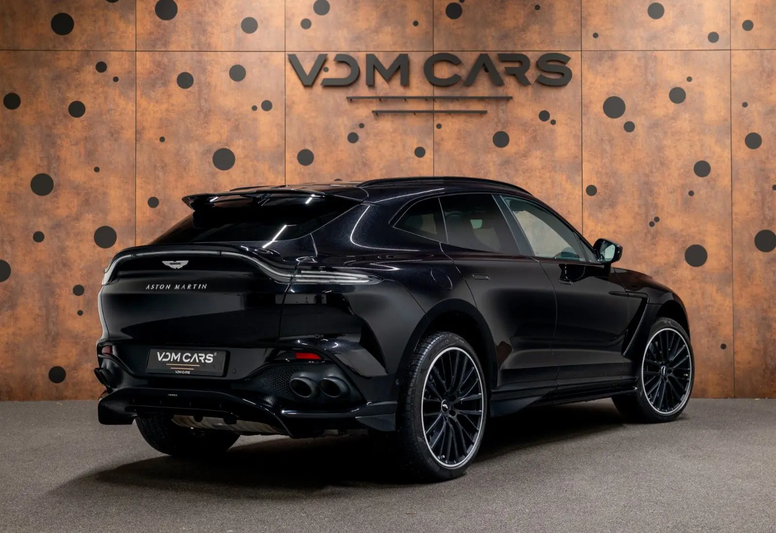 Aston Martin DBX 707 * Carbon * Sitzbelüftung * ACC * 360 * DesignPack - 165699
