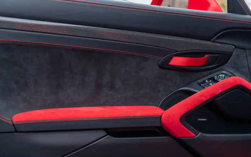 Porsche 911 GT2 RS * WEISSACH * 1.HAND * NUR 732KM * CLUBSPORT - 120391