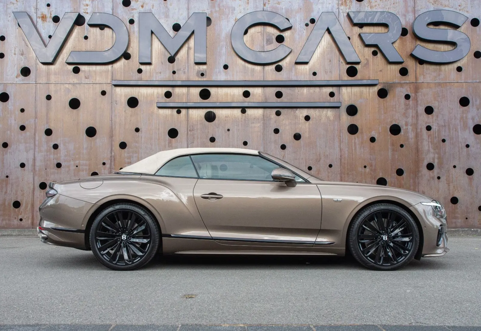 Bentley Continental GTC Speed * AKRAPOVIC * 1st EDITION * VOL - 150046