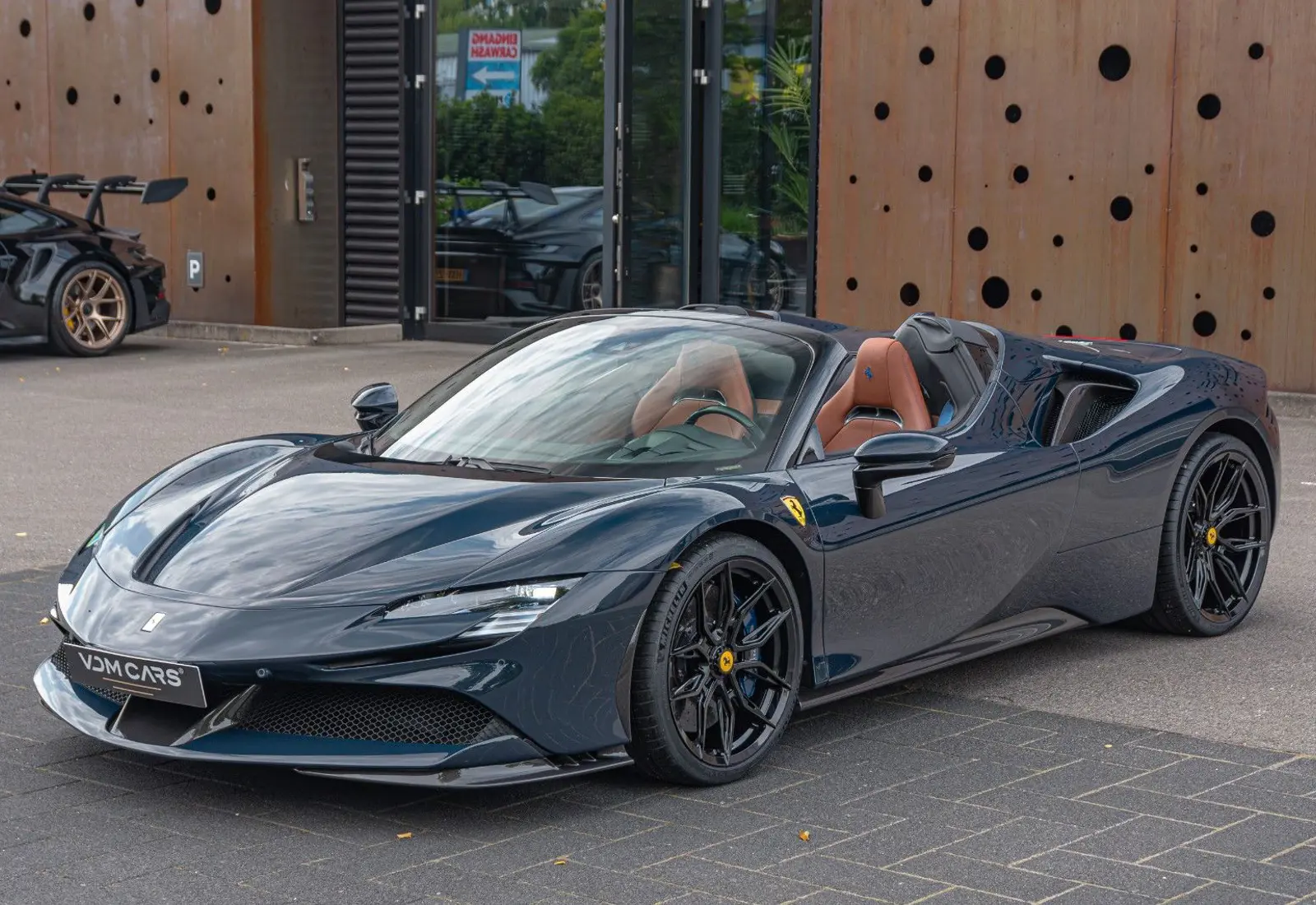 Ferrari SF90 Spider * CARBON(12x) * CARPLAY * LIFT * TWO-TONE *  - 110853