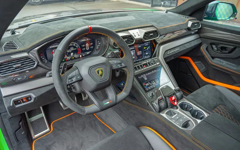 Lamborghini Urus 4.0 V8 Performante * AKRA * FULL CARBON * PANO *  - 102777