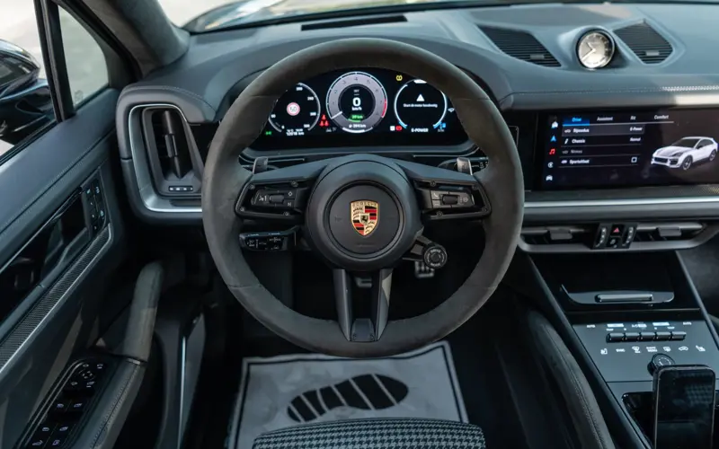 Porsche Cayenne Coupe Turbo E-Hybrid * PTS * GT PACKAGE *  - 127586