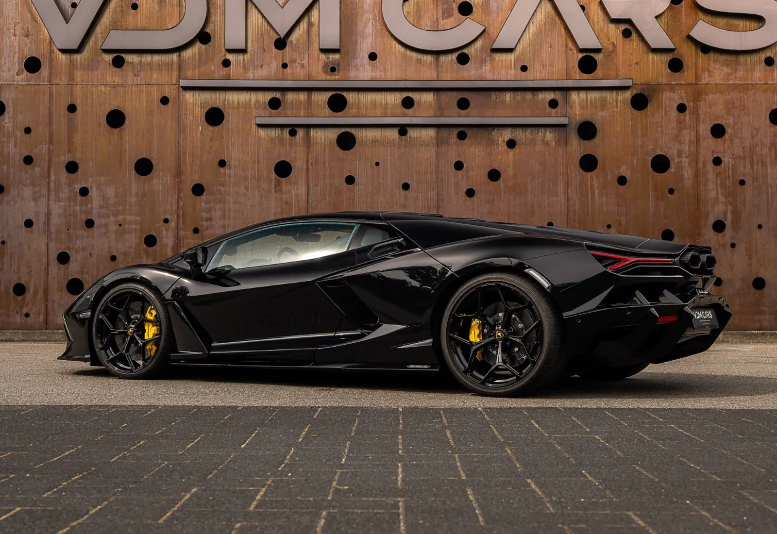 Lamborghini Revuelto 6.5 V12 * NEW CAR * AVAILABLE * BI COLOR - 168814