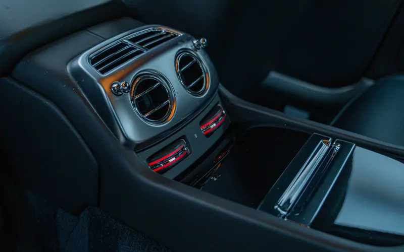 Rolls-Royce Wraith 6.6 V12 * MASSAGE * BESPOKE * SUPER PREIS ! - 139842