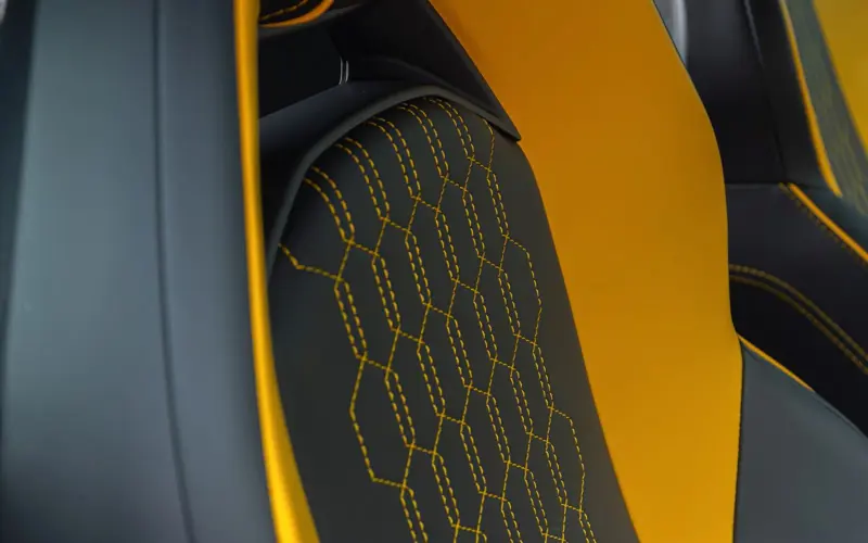 Lamborghini Revuelto 6.5 V12 * NEW CAR * AVAILABLE * BI COLOR - 126192