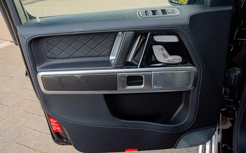 Mercedes-Benz G 63 AMG * AKRAPOVIC * NIGHT * MASSAGE *  - 136334