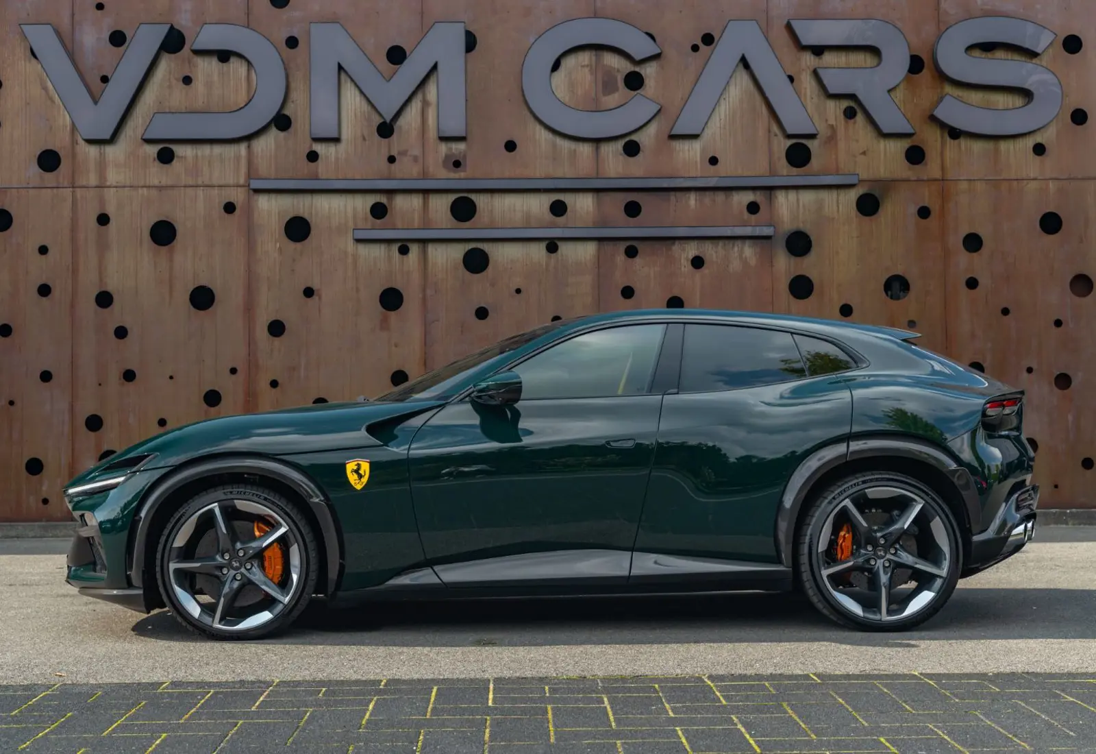 Ferrari Purosangue V12 * CARBON (9x) * MASSAGE * PANO * STOCK *  - 117891