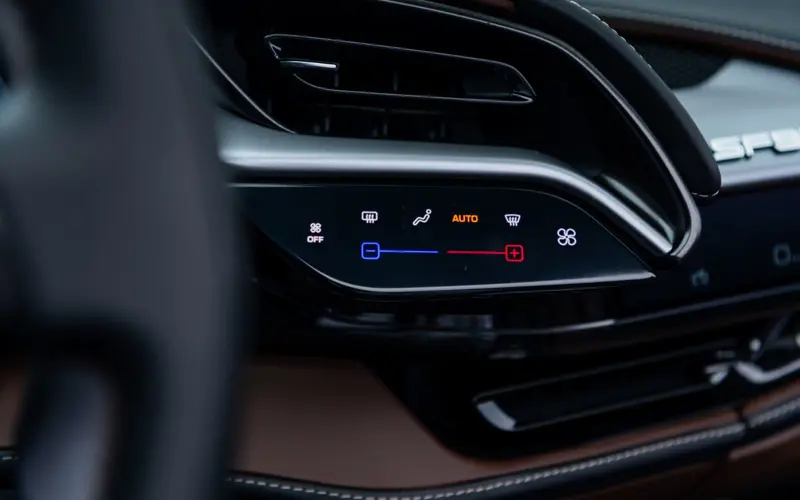 Ferrari SF90 Spider * LIFT * CARPLAY * AFS * TWO-TONE * CARBON *  - 164560