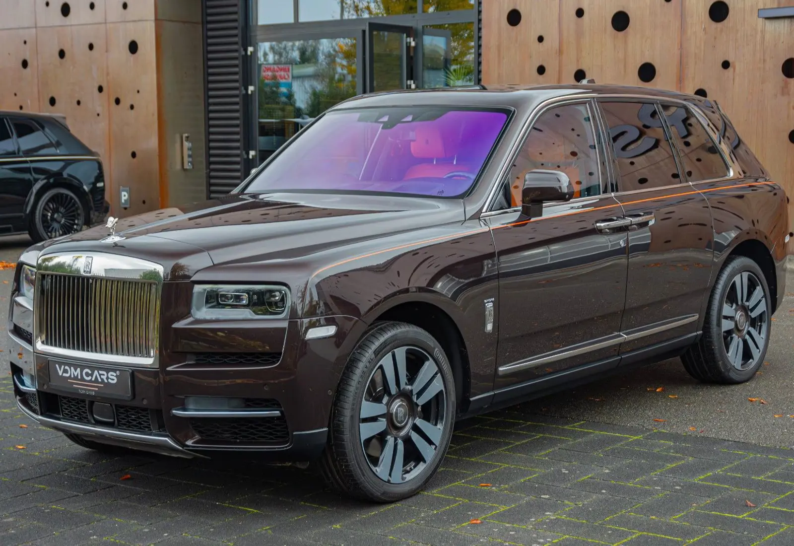Rolls-Royce Cullinan * FOND-ENT. * VIEWING SUITE * BESPOKE * MASSAG - 96957