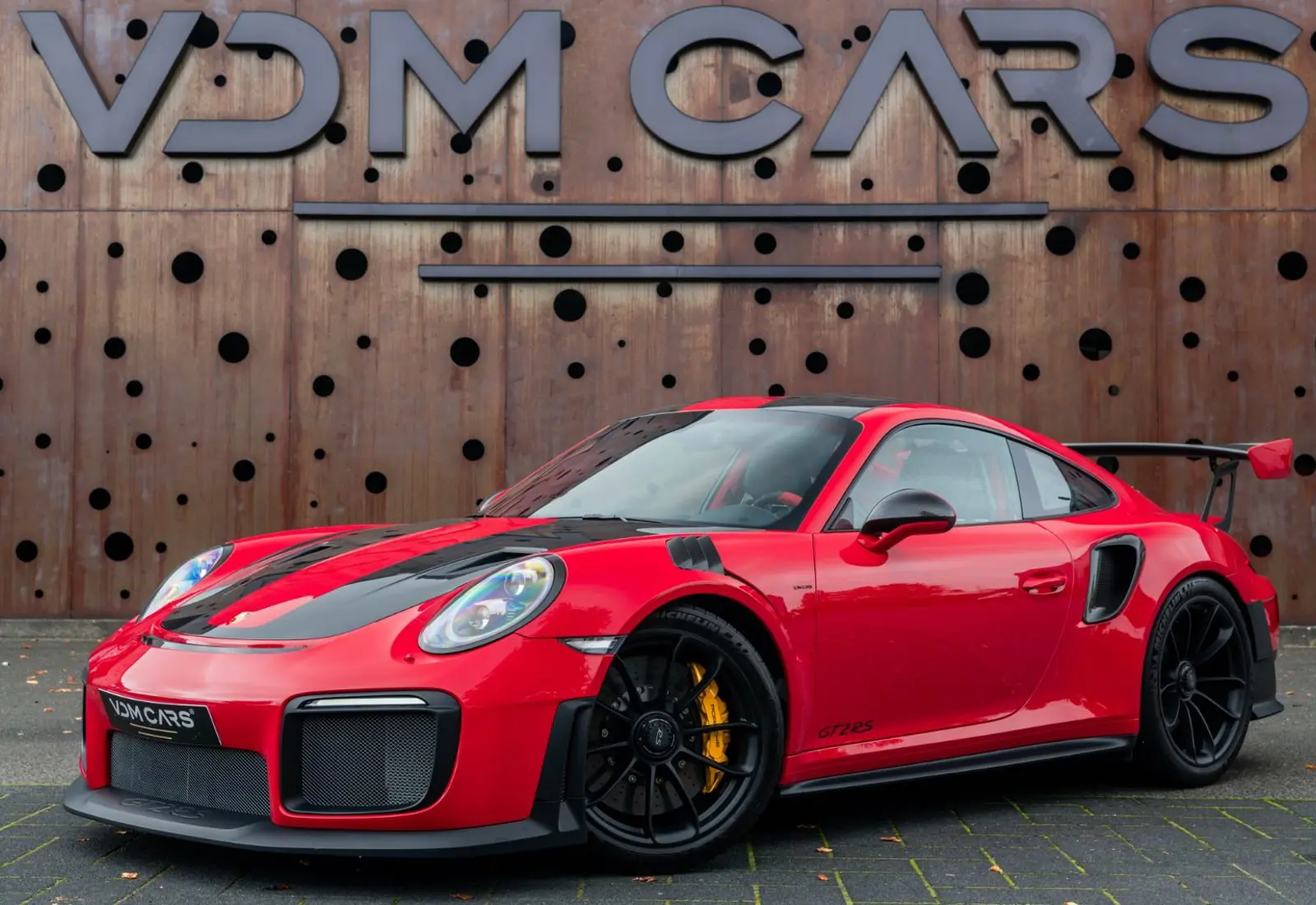 Porsche 911 GT2 RS * WEISSACH * 1.HAND * NUR 732KM * CLUBSPORT - 128617