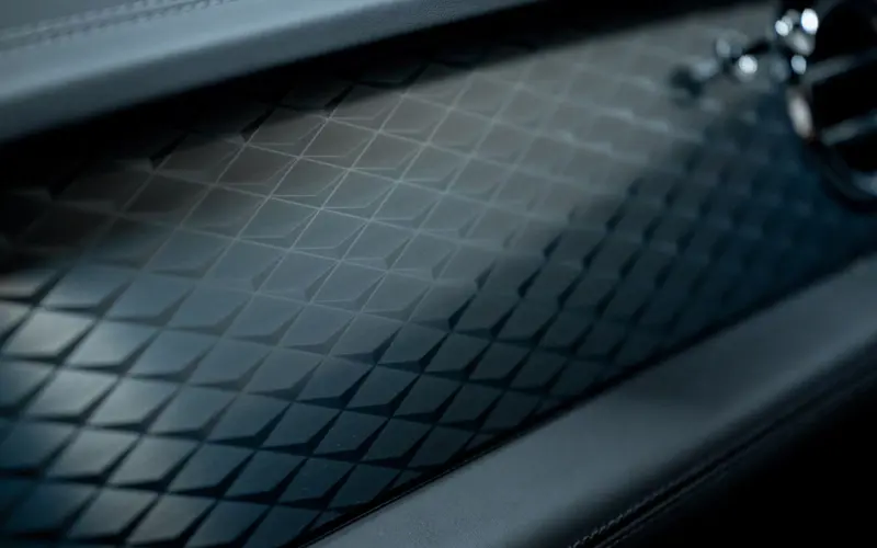 Bentley Bentayga 3.0 Hybrid 4WD * FIRST EDITION * NAIM *  - 135291