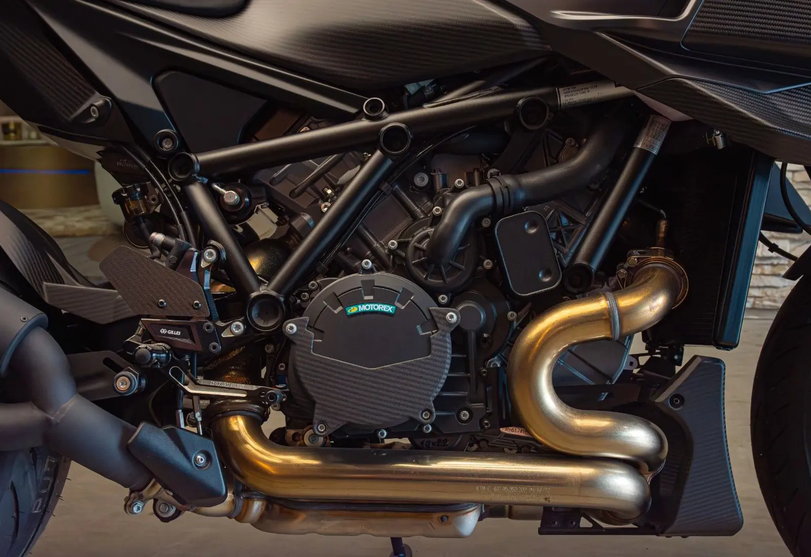KTM BRABUS 1300R * 1 OF 145 * LIMITED EDITION * NEW *  - 164101
