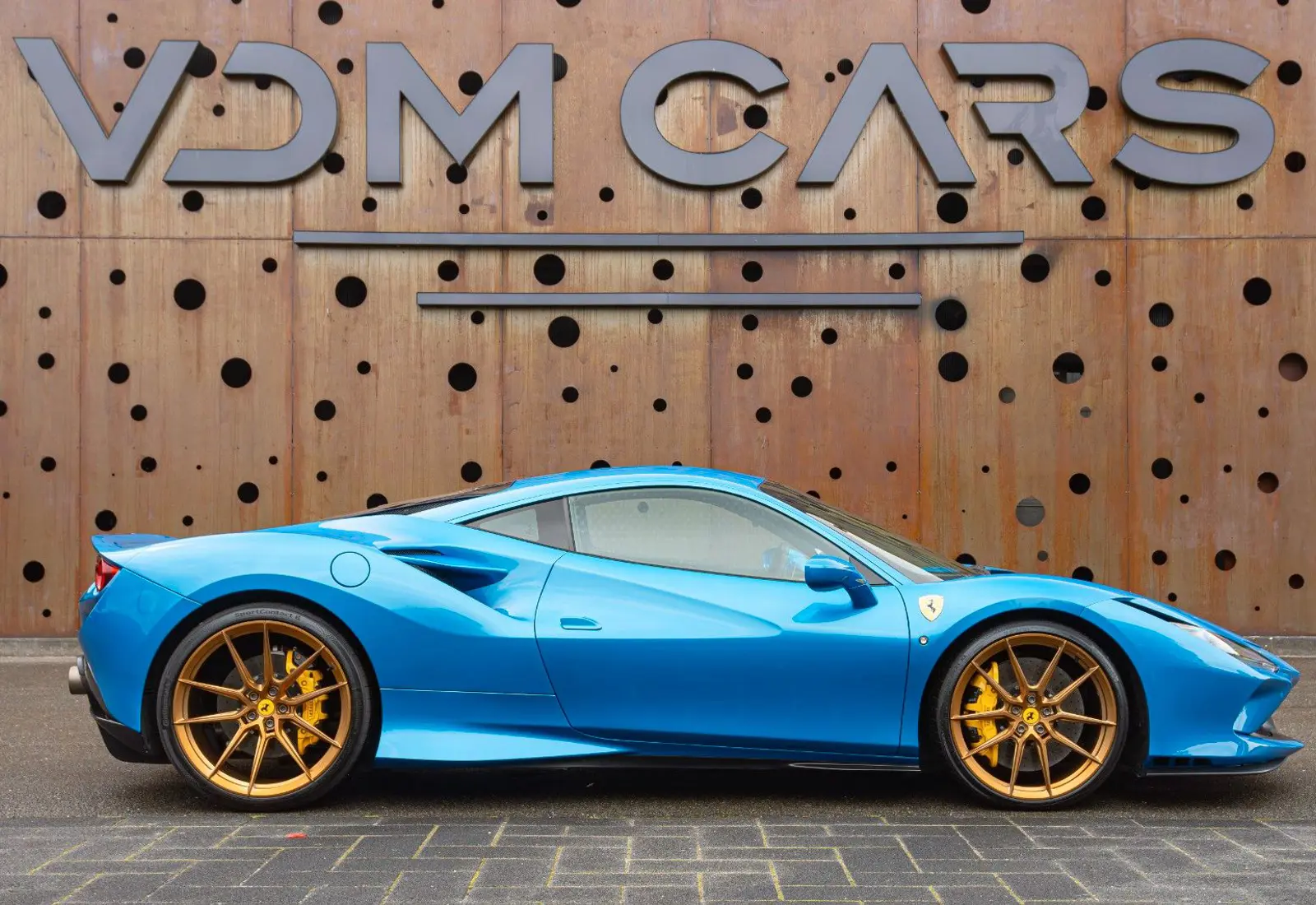 Ferrari F8 Tributo * NOVITEC * CARBON SEATS * CARPLAY * LIFT *  - 108325