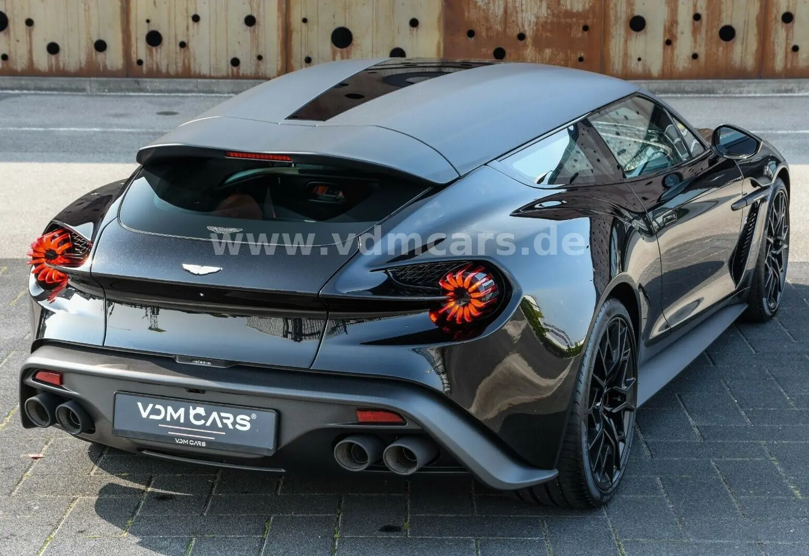 Aston Martin Vanquish Zagato Shooting Brake | 1 of 99 | NEW - 102390